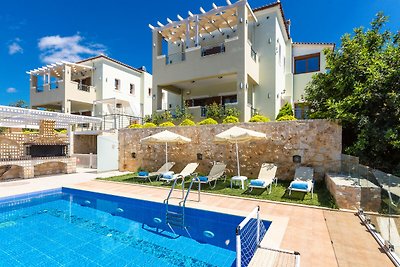 Charmante Villa in Achlades, Kreta mit privat...