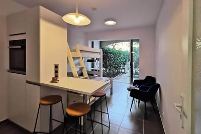 Studio Heron Residence