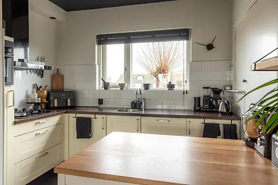 Ruim vakantiehuis in het centrum van Langweer