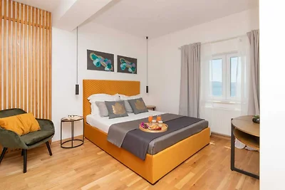 Spectacular Bol Island Sea View Villa with Po...