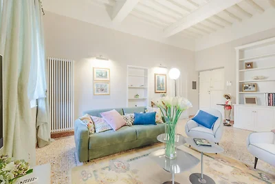 Appartement in Lucca in Palazzo Arnolfini