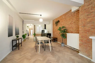 Sehr große 3-Zimmer-Wohnung mit 14 Bädern in ...