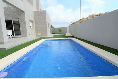 Vila moderna en Rojales con piscina privada