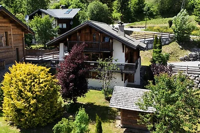 Chalet in Les Gets mit Whirlpool und Sauna