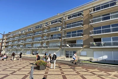 Silver Beach 5 - Coastal Magic