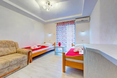 Glory Sanctuary Retreat - Twin room with balc...