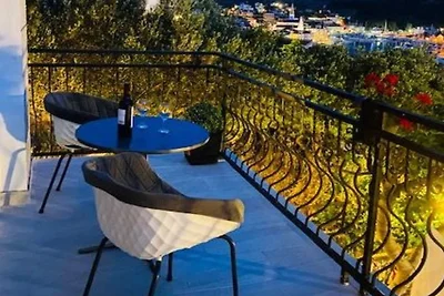 Villa Brazza - Two Bedroom Apartment with Sea...