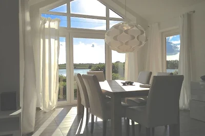 Marina Hülsen - The Blackberry Shore House
