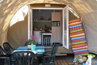 Tenda glamping con vista sul Lago Trasimeno