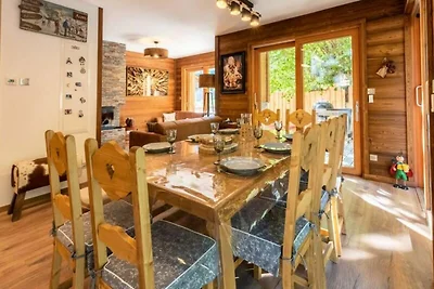 Wohnung in Les Allues mit Jacuzzi