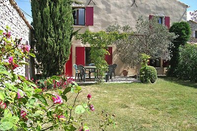 Hübsches Landhaus mit privatem Garten, Redort...