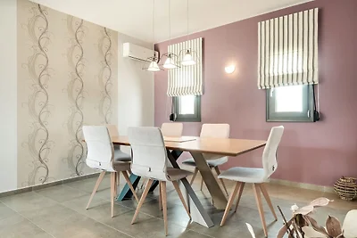 Moderne Villa in Adelianos Kampos in...