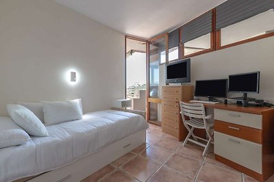 La Caracola - Apartment In Torremolinos