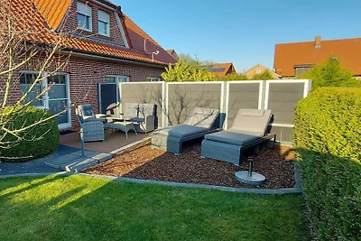 Ferienhaus in Hage mit Schwimmbecken
