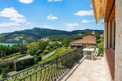 Ferienhaus in Saint-Julien-du-Verdon mit...