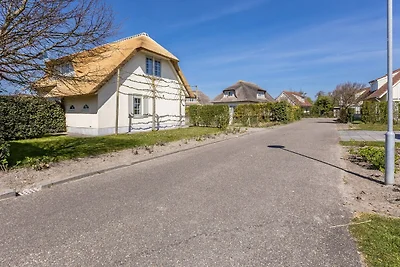 Villa aan zee in Domburg
