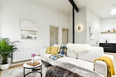 Das Lagerhaus, Clifden