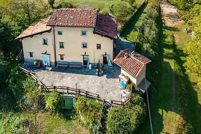 Mooi gerenoveerd agriturismo ten noorden van...