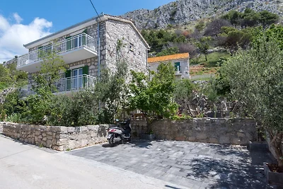 Sontuosa casa vacanze a Podstrana