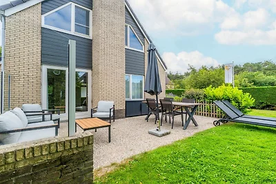 Charmante Villa in der Nähe von Meer und Wald