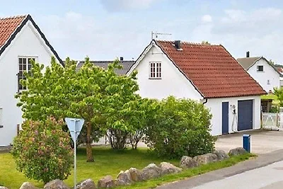 4 stelle case ad åHUS-By Traum