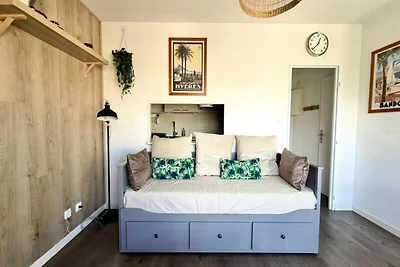 Appartamento a Hyères con balcone vista mare