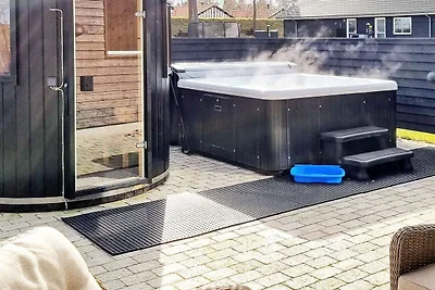 14 Personen Ferienhaus in Væggerløse