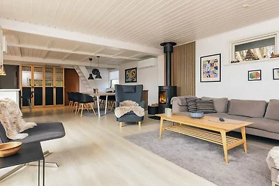 Schönes Ferienhaus in Meeresnähe in...