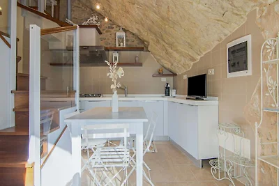 Casa vacanze a Petrella Guidi con giardino