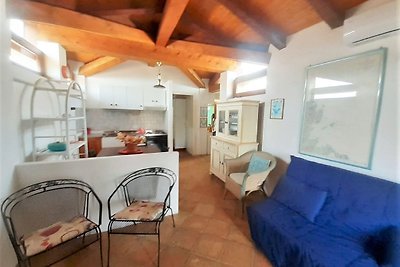 Angenehmes Ferienhaus in Marinella in...