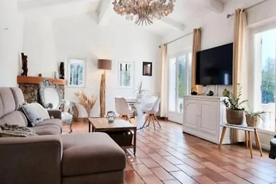 Maisons & Villas für 11 Personen