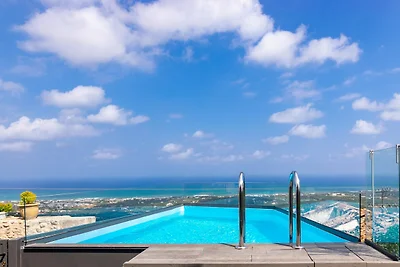 Villa con 3 camere da letto a Maroulas
