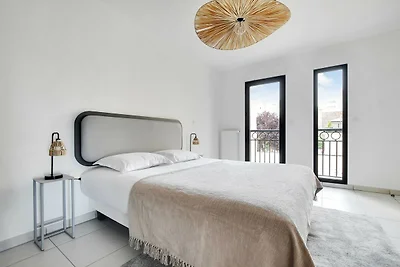 Elegant 1-2BR appartement nabij Parijs en La...