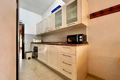 Apartment in Roquetas de Mar mit Terrasse
