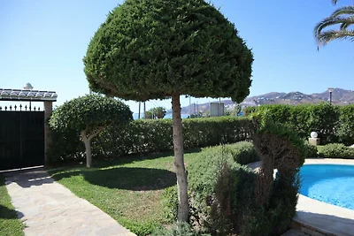 Wohnung in Nerja mit Meerblick & Pool