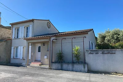 Pittoresca villa con piscina