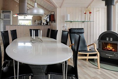 Hübsches Ferienhaus in Hadsund mit Sauna