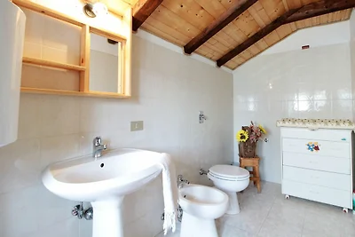Caratteristica casa vacanze a Pieve Tesino co...
