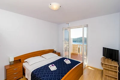Apartments Bonavista - Premium Two Bedroom Ap...