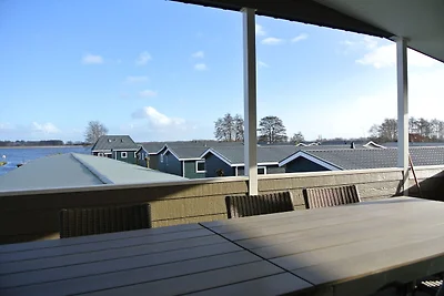 Lodge moderno nel centro di Giethoorn