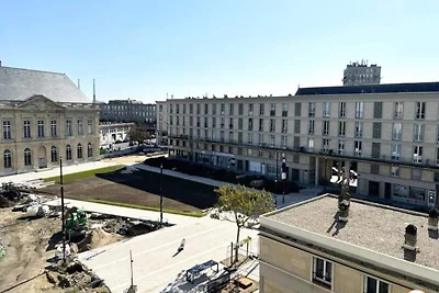 Helle Aussicht auf das Museum La Petite Ecole