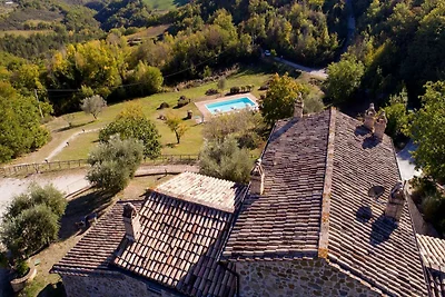Monolocale in casale con piscina