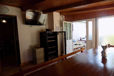 Ferienhaus in Karlobag mit Schwimmbecken