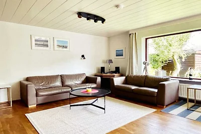 Vakantiehuis in Nieblum met zwembad