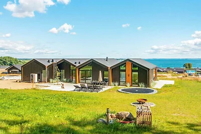 12 Personen Ferienhaus in Sjølund