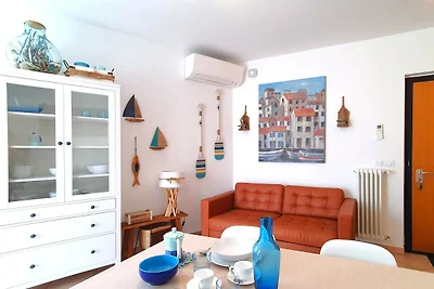 Appartement in Luino met gedeeld zwembad