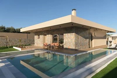 Luxusvilla mit Whirlpool für 9 Personen