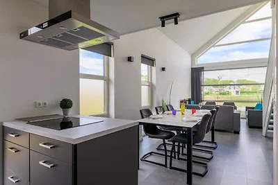 Moderne Wellness-Villa mit Sauna
