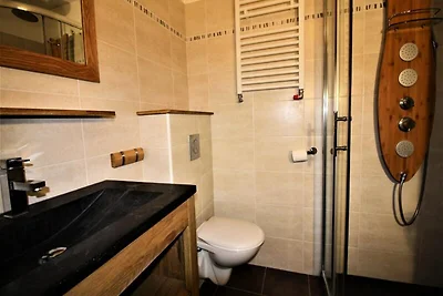 Komplett renoviert und komfortabel