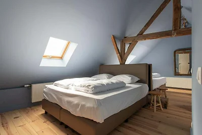 Geräumiges Ferienhaus mit sonniger Terrasse